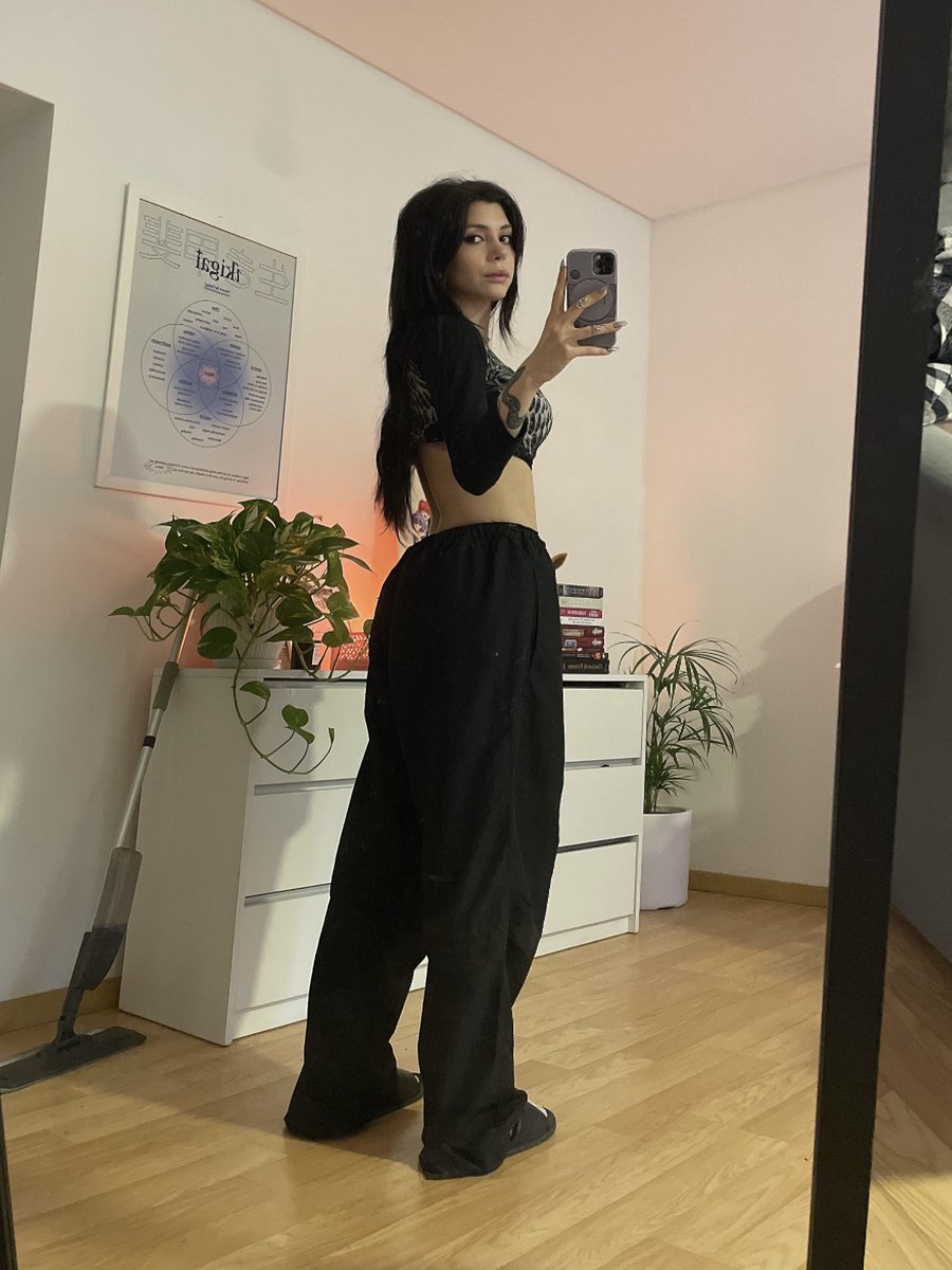 Post by Sofi Maure on X: jelou