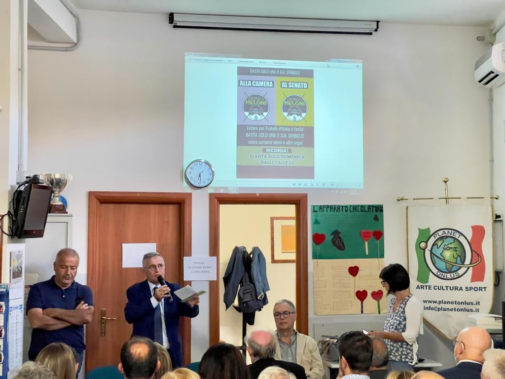 Figliomeni_FdI's tweet photo. Un grazie particolare ad #AndreaAugello e #RobertaAngelilli per l’impegno che ci stanno mettendo in questa campagna elettorale per @GiorgiaMeloni premier e per far crescere @FratellidItalia sempre di più!
Ad maiora 🇮🇹🇮🇹🇮🇹 https://t.co/dXaeAolw0M