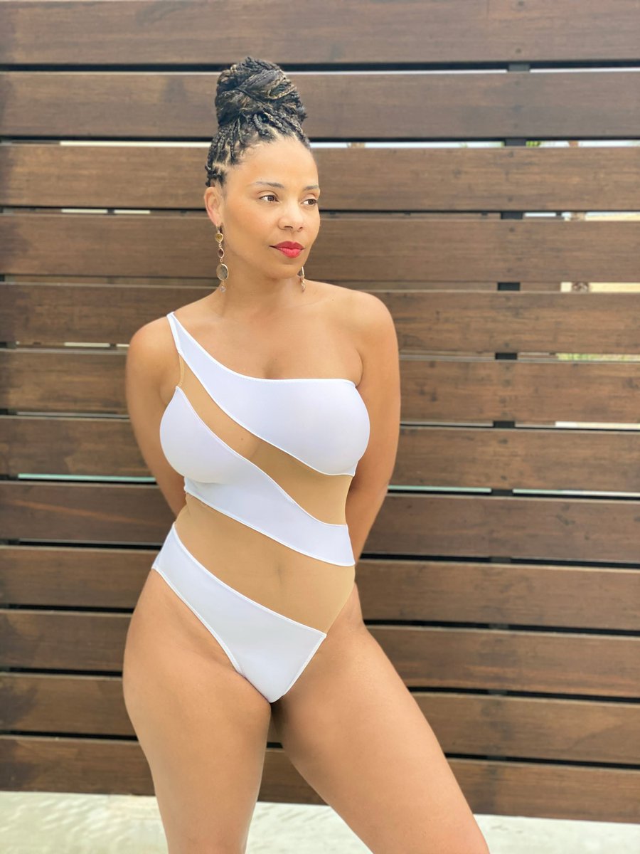 mefeater's tweet photo. Happy 51st Birthday to Sanaa Lathan 💕 https://t.co/dVL0b1NAef
