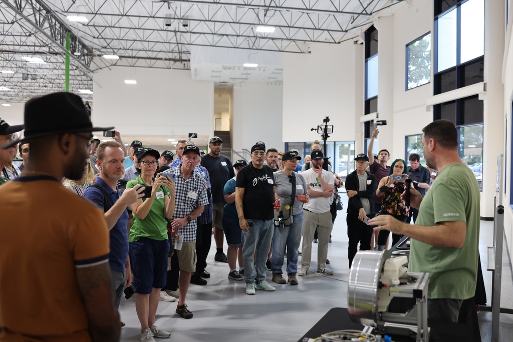aptera_motors's tweet photo. Special thanks to the Aptera ambassadors and friends who visited our final assembly location on September 8th. We loved the opportunity to give you an exclusive factory tour, and hear your first thoughts on Gamma. 💚 https://t.co/nSxJhjQ8Kt