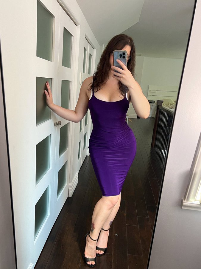 Sandrin98436's tweet photo. T'a pas envie de passer du bon temps avec moi? 🥰
Genre on fais une sexcam où je te fais mon pack de Nudes 🥵😘
Dm moi si tu veux faire un truc de ouf avec moi genre comme tourné une sextapes avec moi où une vidéo xxx 🥰🔥🥵 https://t.co/RHcRo1yXsT