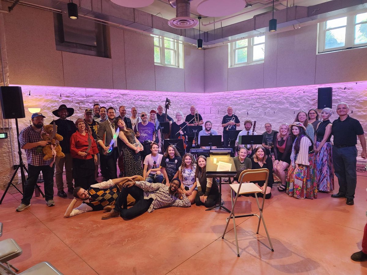 radworkshere's tweet photo. What a RADical weekend! Thanks to @CarrieFurnaces, @NorthHillsArt, @GardiansOfSound & @PghSavoyards for sharing these photos of their #RADicalDays events.
We're not stopping here! Check out the schedule for the next 4️⃣ weeks of events & experiences.
🔗 https://t.co/7VvbdbweqL https://t.co/loD3zXLI5G