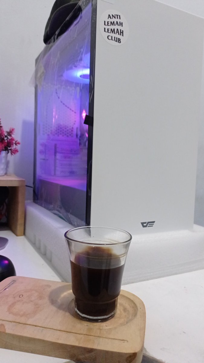 Ngedit every time cuma kopinya bikin naik asam lambung