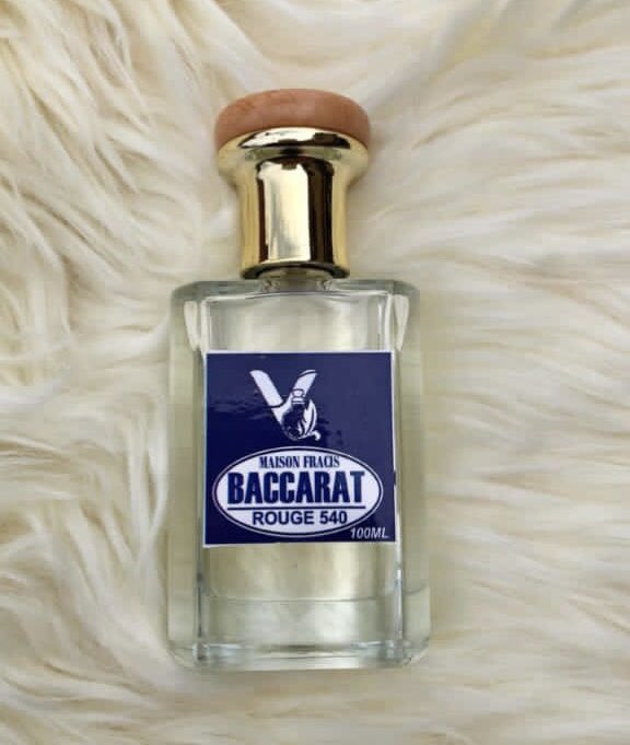 vera_nwokelo's tweet photo. We’re the surest plug for long-lasting french perfume oil. Don't doublethink. Don't snooze on it. 
Hurry now, let's create sweet long-lasting memory with amazing French perfume oil. 
#BBNaijaLevelUp #WalletSafeWorkshop Chi Chi 
Phyna and Groovy Veto https://t.co/VuEL4qS5Af