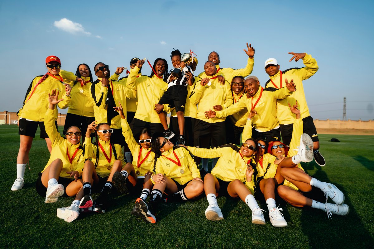 UrbanStreetZA's tweet photo. We Never Die, We Multiply. PUMA x Cotton Fest
https://t.co/4o7Pr1Kgol
#COTTONFEST
#FCcollection
#Puma
#RIKYRICK https://t.co/u84650Inpp