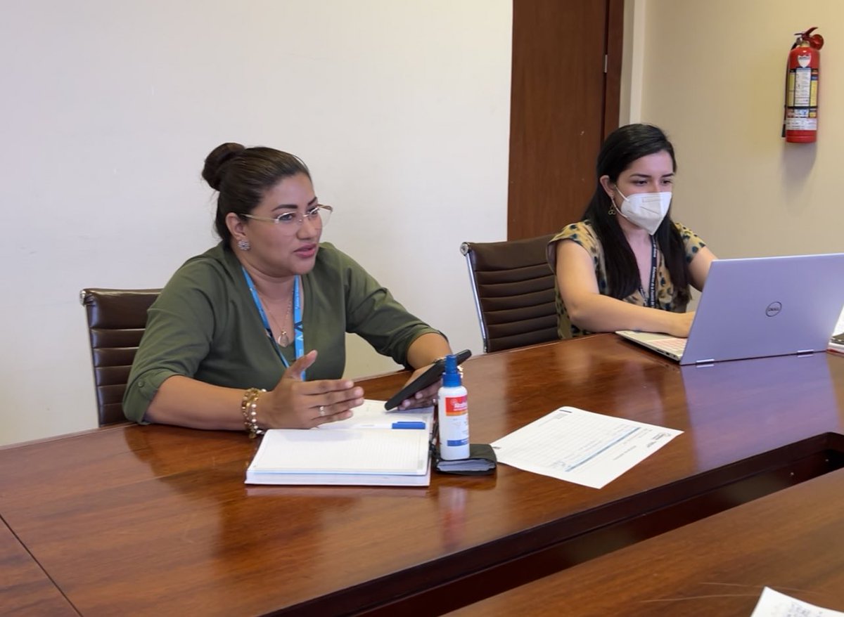 EducacionZ5_Ec's tweet photo. [GUAYAS] @monka78, coordinadora de @EducacionZ5_Ec, junto a representantes de @ObrasPublicasEc, mantuvieron mesa de trabajo con el fin de generar acciones en beneficio de la comunidad educativa del cantón #Daule.
#EncontrémonosPorLaEducación https://t.co/2RmJ62W8Fs