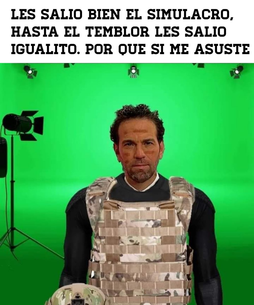 AlucinoTeca's tweet photo. La duda que no me dejara dormir esta noche
¿Como movieron el piso para hacer sentir tan real el simulacro? 🤔🤔 #simulacro #sismo #viral @ https://t.co/vTDqwQBHJP