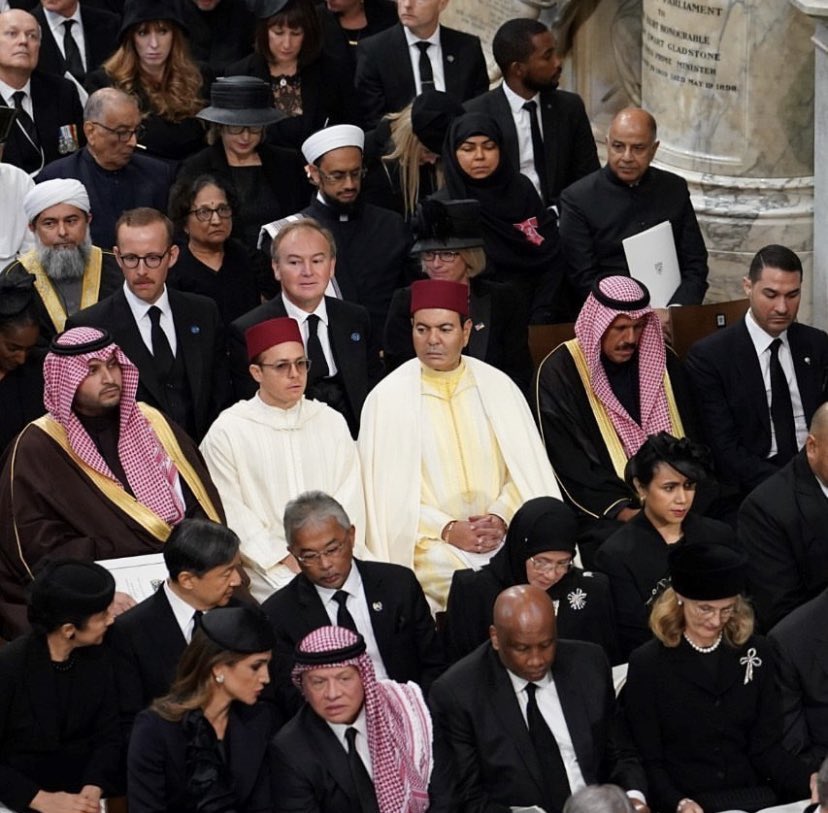 MarocInfo1's tweet photo. Son Altesse Royale le Prince Moulay Rachid était à Londres afin de prendre part aux funérailles de la Reine Élisabeth II. https://t.co/RAh8AYIF6o