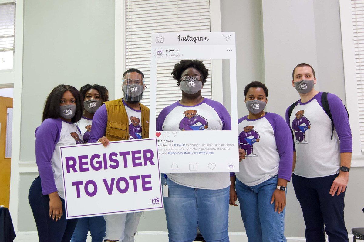 alliance4youth's tweet photo. A1: Civic Holidays are nonpartisan days of action that strengthen & celebrate our democracy🎉 We celebrate them on campuses as part of the #CampusTakeover program to grow a culture of civic engagement and help students navigate the voting process! #SLSVChat https://t.co/3wr6bri4eK