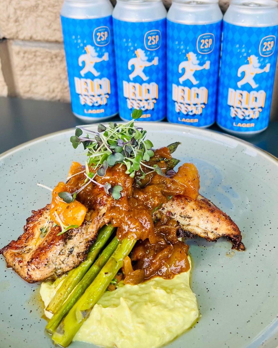 TheTwoStonesPub's tweet image. So here’s the plan. 📝

Leave work early. ✔️ 
Tell your friends to leave work early. ✔️ 
Head to Two Stones Pub. ✔️
Order a Mug of Beer. ✔️✔️
Sit back and relax! ✔️✔️✔️

#twostonespub #check #checkcheckcheck #leavingworkearly