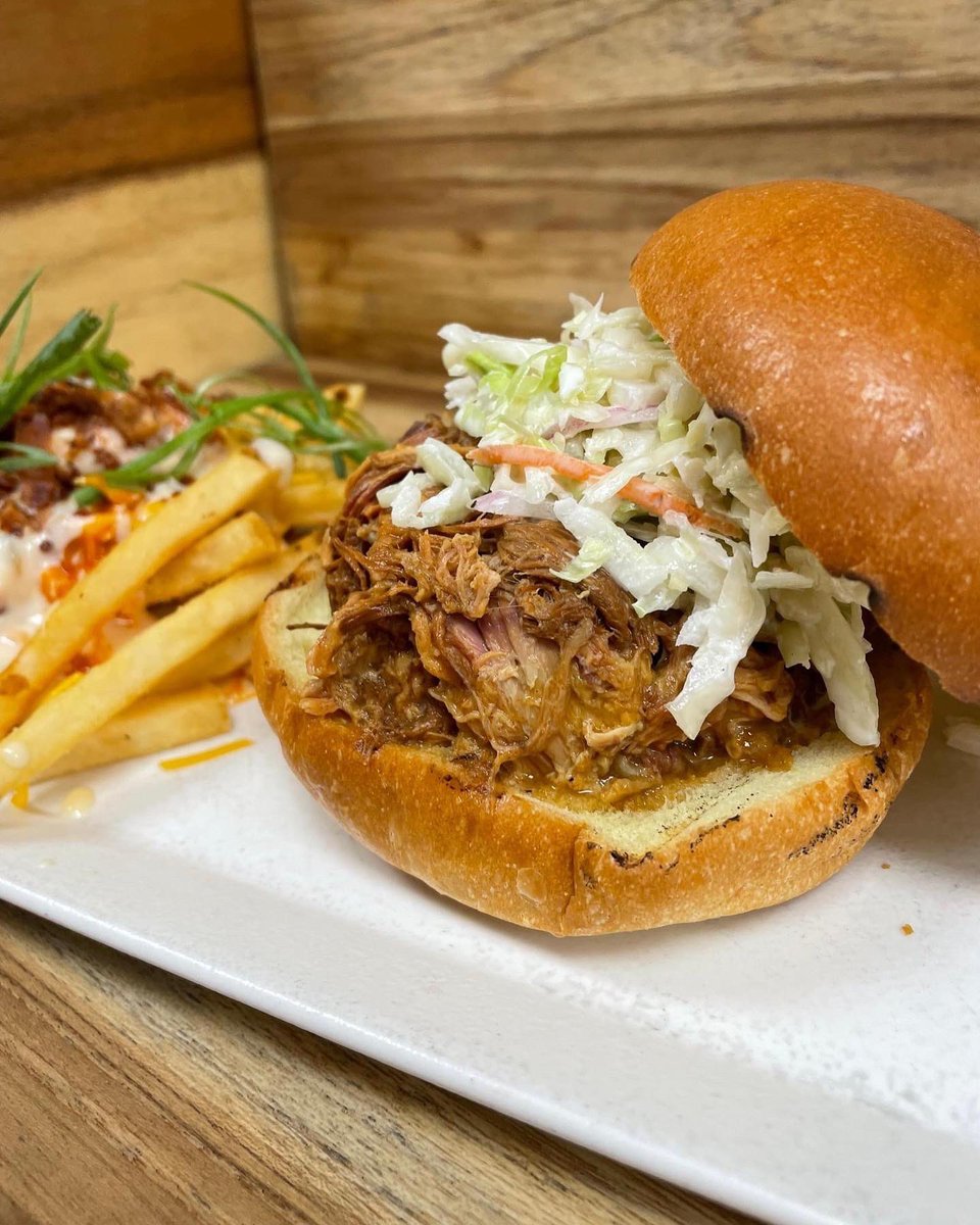 TheTwoStonesPub's tweet image. So here’s the plan. 📝

Leave work early. ✔️ 
Tell your friends to leave work early. ✔️ 
Head to Two Stones Pub. ✔️
Order a Mug of Beer. ✔️✔️
Sit back and relax! ✔️✔️✔️

#twostonespub #check #checkcheckcheck #leavingworkearly