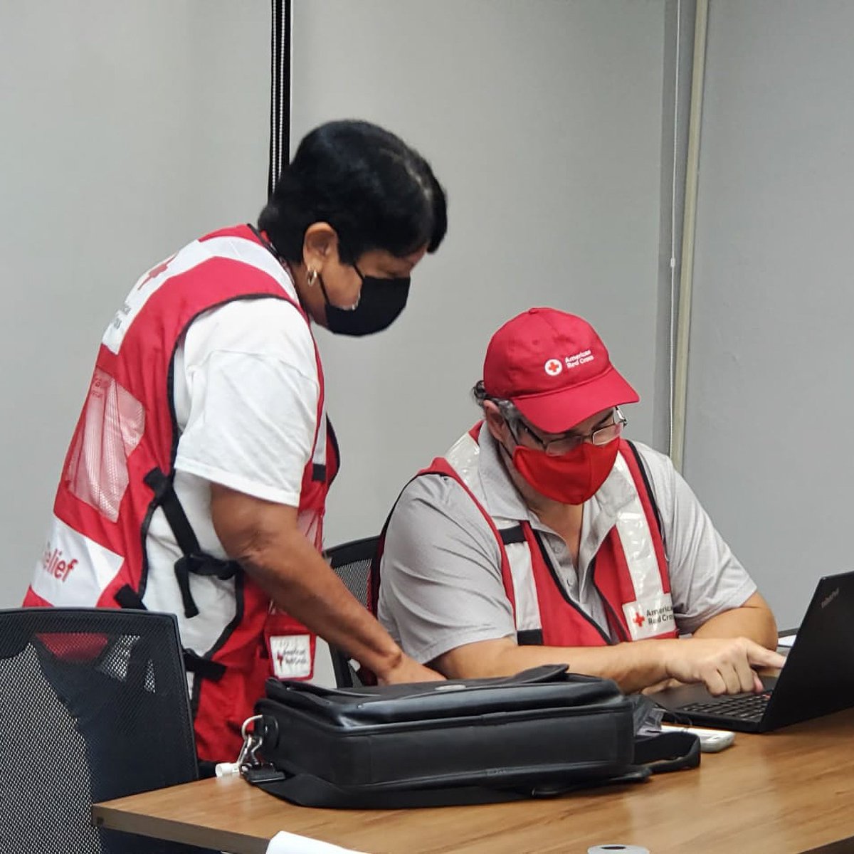 RedCross's tweet photo. 🧵(1/2) Disaster teams are standing by in Puerto Rico to help people impacted by #HurricaneFiona, which hit as a Category 1 hurricane, causing disastrous flooding, landslides and leaving the entire island without power. https://t.co/FpGwrBP1jh