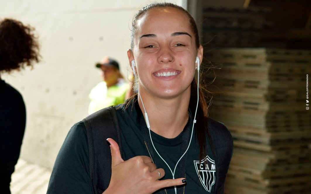 As #Vingadoras já chegaram no Estádio Pascual Guerrero. Vamos em busca da vitória! 🐔🇨🇴