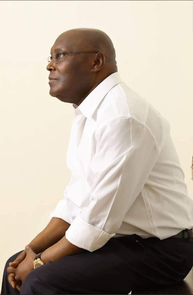 ezek_o's tweet photo. The ONLY candidate with bold & practical IDEAS to address our current national challenges, and has the courage & experience to implement them.
#LetsGetItRight2023
#AtikuIsComing2023
#ThePreparedTeam
#TheFaceOfALeader
#Atiku4SURE
#MyPVC4Atiku
#MrSolution
#AtikuKawai https://t.co/dVdoyogUac
