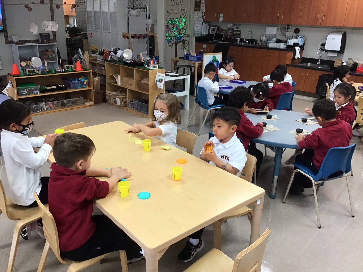 HTS_Kindies's tweet photo. Ask us about literacy workshop. #mabel #starnames #letterm #HWWT #rotationactivities @ConnieRanieri  @HTSRichmondHill https://t.co/JhkaqSHExv