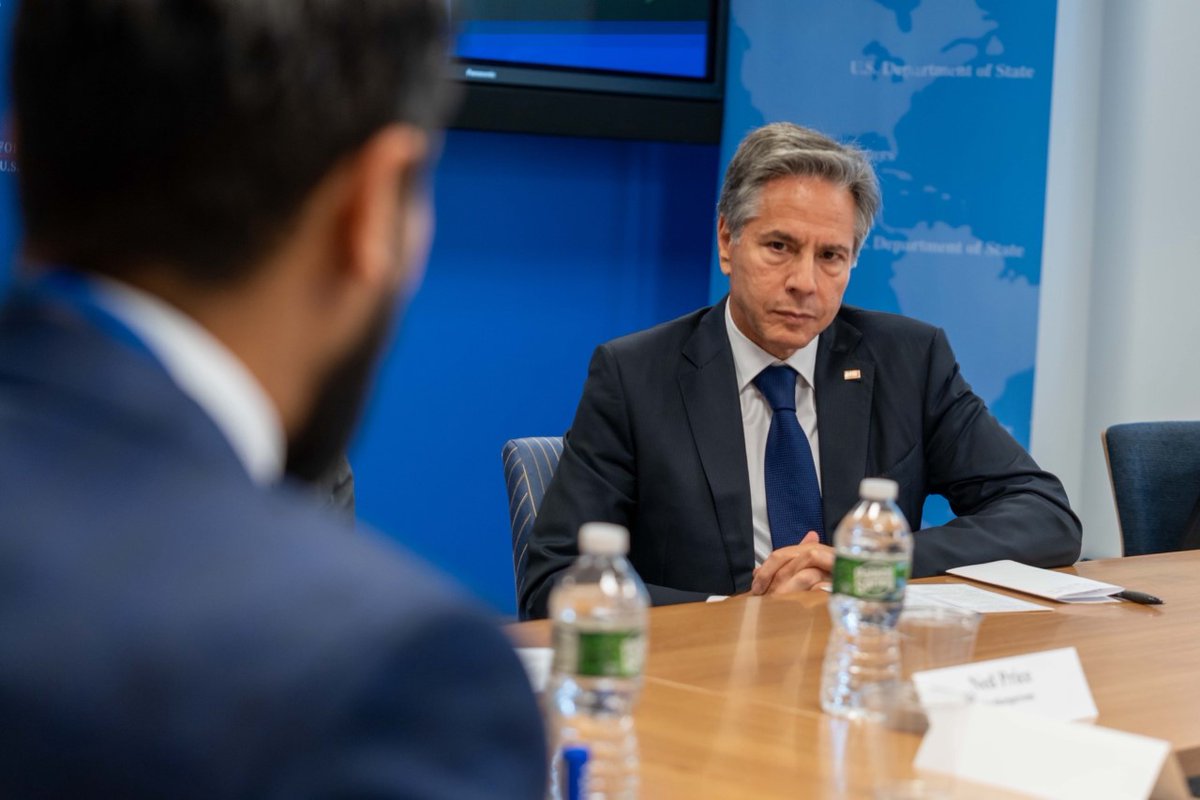 SecBlinken's tweet photo. Where freedom of expression is respected, societies flourish. Appreciated the opportunity to hear from journalists and civil society at the @ForeignPressCtr today where I thanked them for their vital work supporting democracy and human rights. https://t.co/J0JlKLVTSz