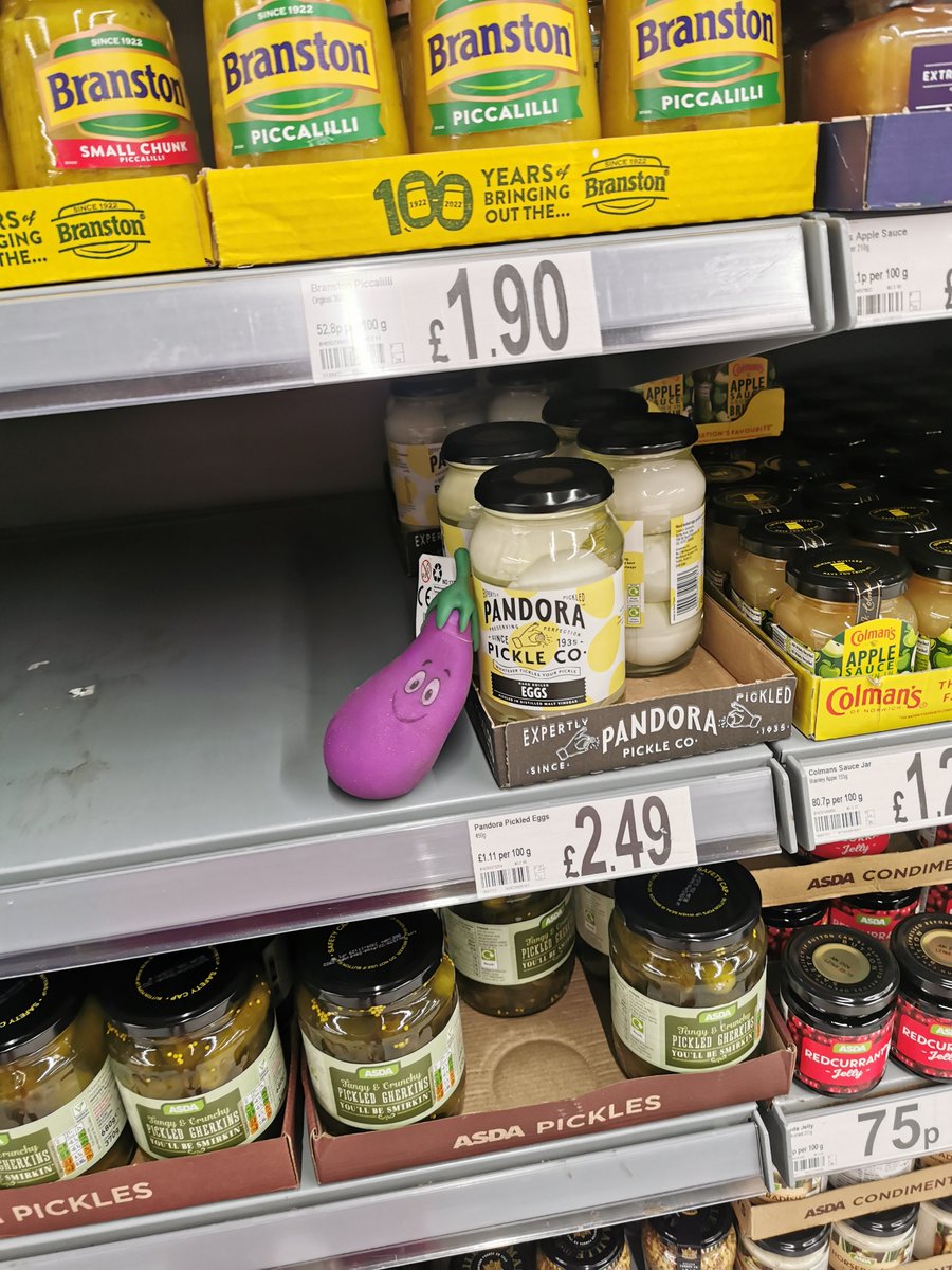 CNSNoble's tweet photo. @lekgrover of all the things to see on a shelf in ASDA https://t.co/efjk0dpWSk