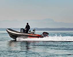 ecomotocanada's tweet photo. On parle de #moteurhorsbord #electrique @SilenceOnRoule https://t.co/SRxAbtVgDm @TORQEEDOGmbH @ElcoMotorYachts @marine_vision https://t.co/9jv0FF6r5l