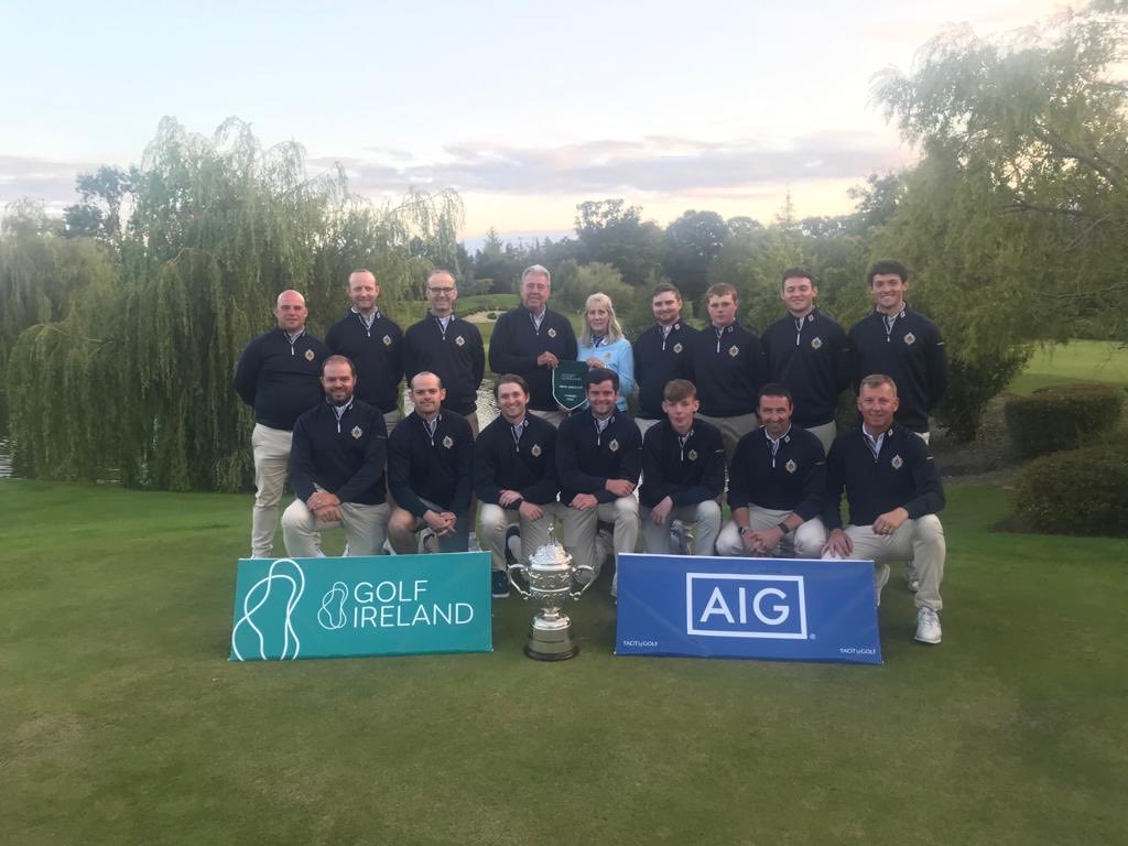 Castlegolfclub's tweet photo. Our ⁦@GolfIreland_⁩ winning ⁦@AIGIreland⁩ Junior Cup All Ireland panel and managers with that lovely green pennant ! https://t.co/EMJhv2AxA4