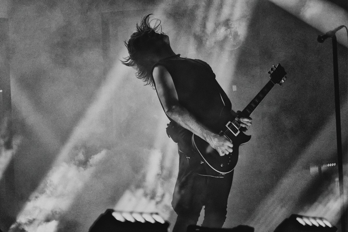 nine inch nails tweet media