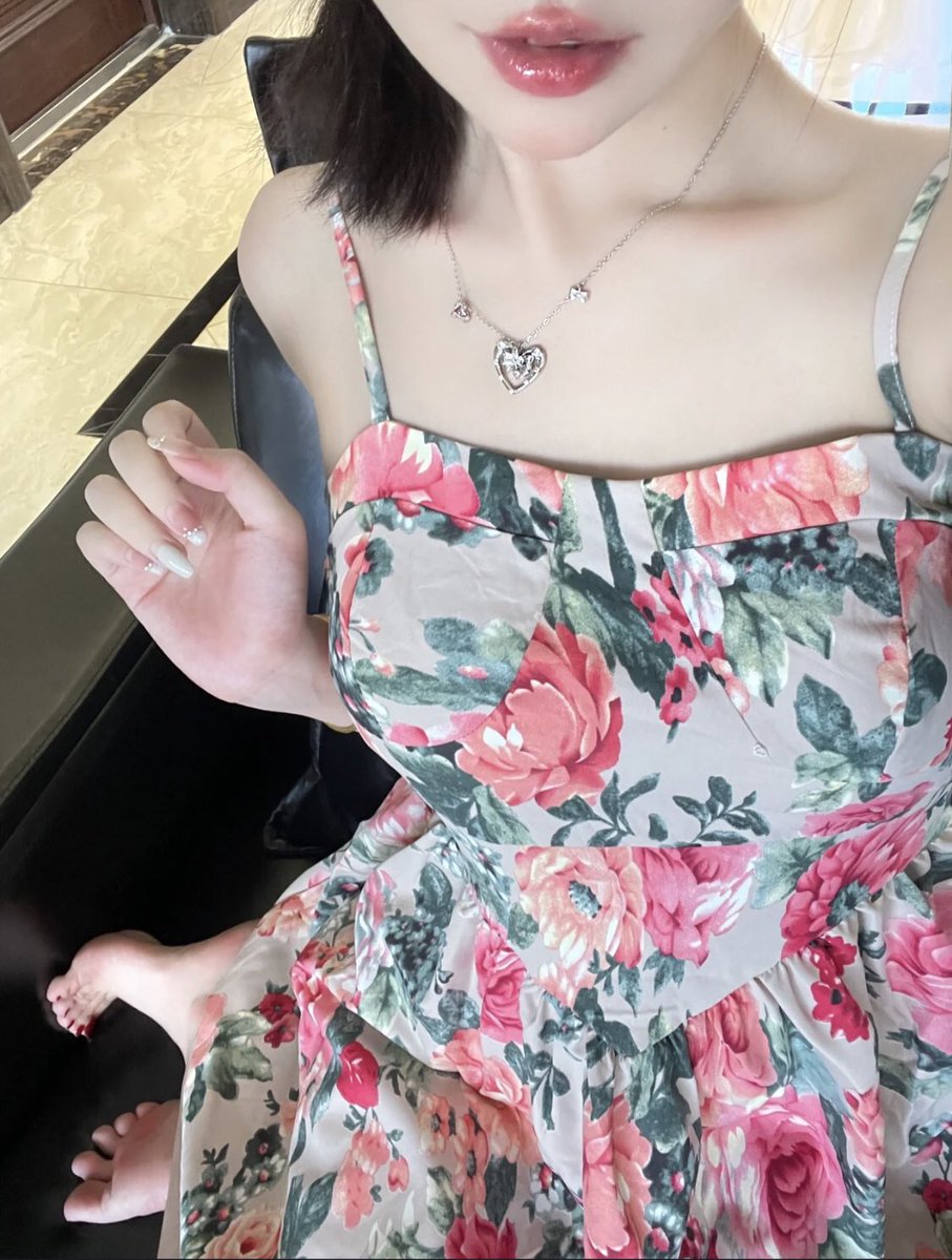 Tww4637's tweet photo. 早睡早起我们一起做运动啊 #少妇约炮 #角色扮演 #意淫 https://t.co/Ws6hw1JBgH