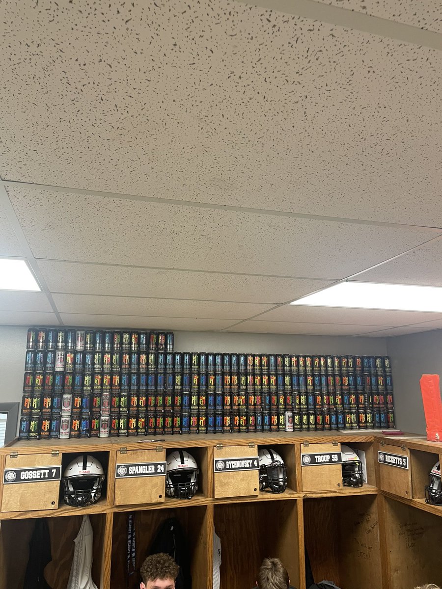 Almost finished with the <a href="/ReignBodyFuel/">Reign Body Fuel</a> wall just need a sponsorship to fill the locker room <a href="/kkjwooten/">Greenon Knights Football</a>