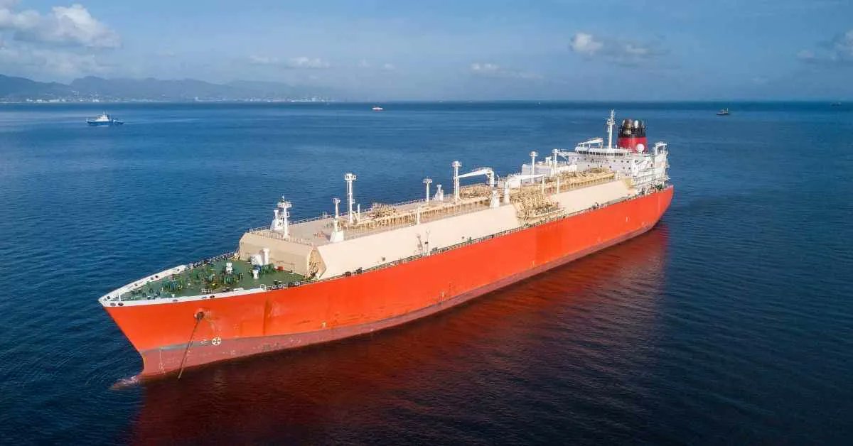 MarineInsight's tweet photo. LR And LISCR Award Design Approval For World’s First 30,000cbm LCO2 Carrier
...Check Out this article 👉https://t.co/a7MiAo4ddV
#LCO2Carrier #LR #LISCR #Shipping #Maritime #MarineInsight #Merchantnavy #Merchantmarine #MerchantnavyShips https://t.co/t7KPMvBKop