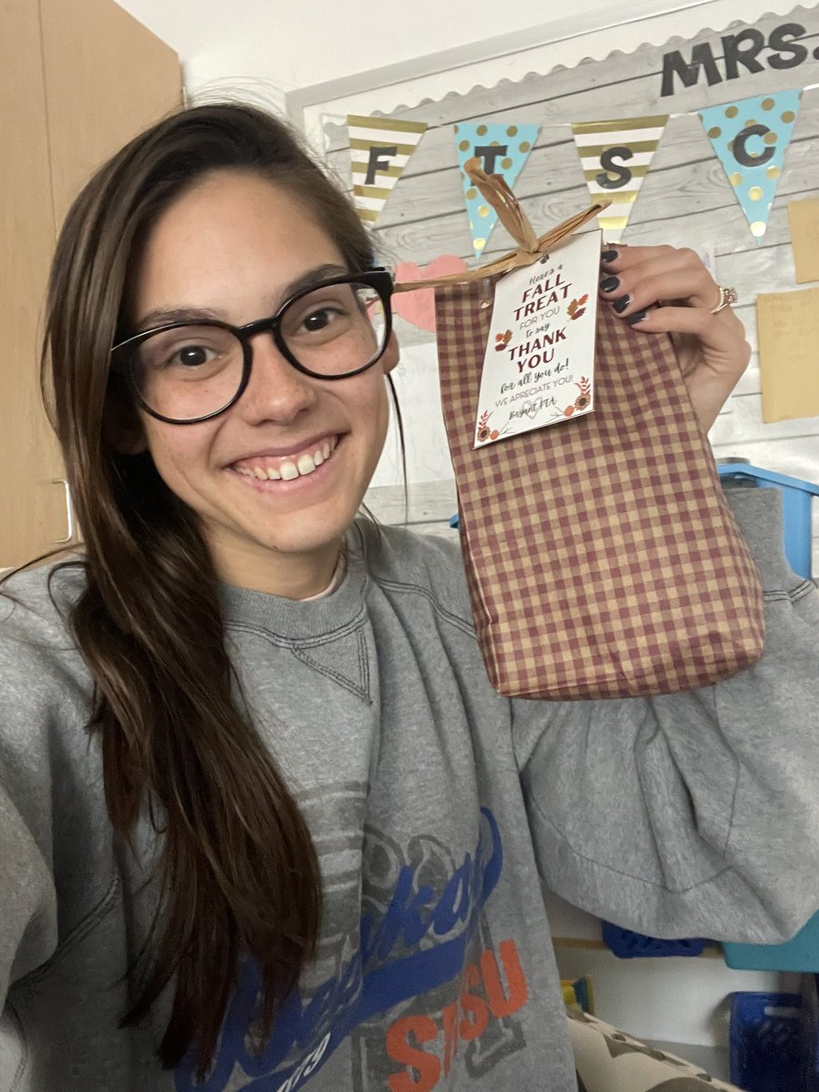 Mrs. Fischer, M.Ed. tweet media