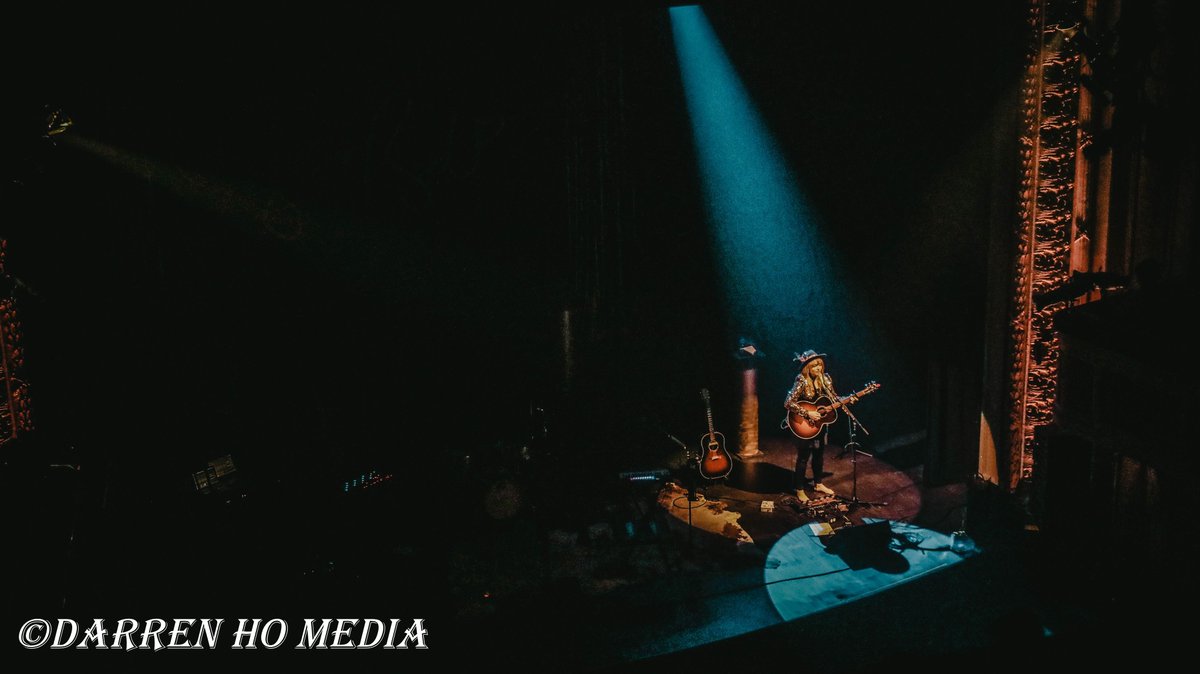 DarrenHoMedia's tweet photo. @annedamusic at @RMTS_Victoria on Saturday, September 17, 2022. Show presented by @gotpop

#AnnedaMusic #McPhersonPlayhouse #GotPop #MusicPhotography #YYJ #YYJEvents #LiveMusic #ConcertPhotography #LiveMusicPhotography #ConcertPics #ConcertPhotos #BandPhotography #FromThePit https://t.co/vJ7k4HUeYN
