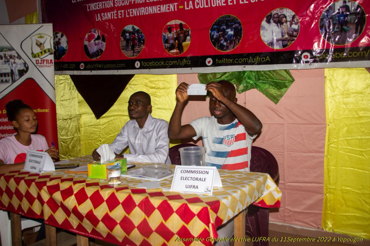UjfraA's tweet photo. 🔴 Assemblée Générale élective, 
M. Raymond Gninangnon Coulibaly est le nouveau président élu de l'@UjfraA à l'issue de l'AG du dimanche 11.09.2022 en remplacement de @FatouYEO .
Plus de détails https://t.co/4xzXG1VgA7 https://t.co/yGezBkppDx