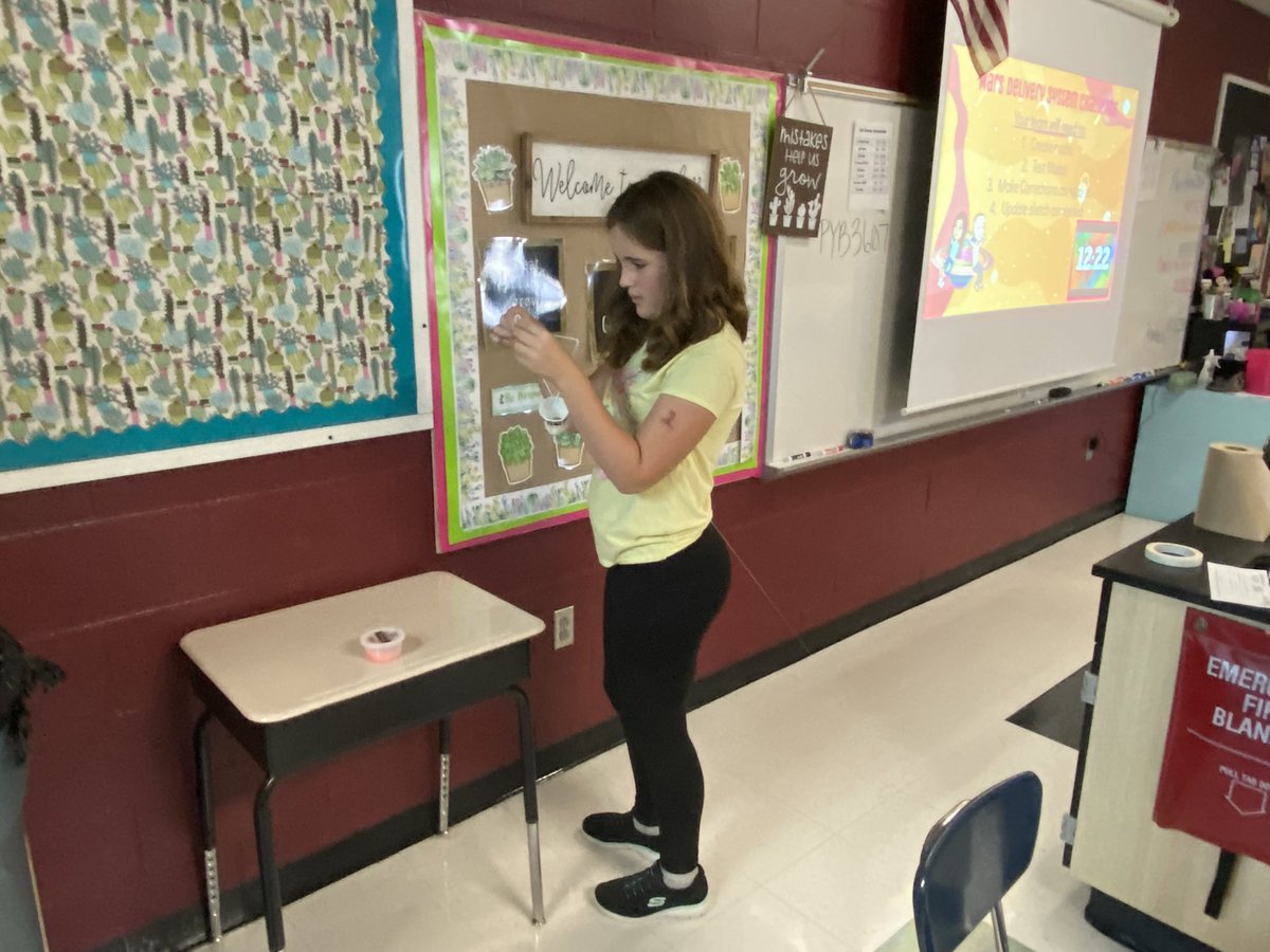 GVSouthMiddle's tweet photo. Students in @MrsSchieberGV’s class work through a simulation to land a rover on Mars! https://t.co/WeePd0mPVw