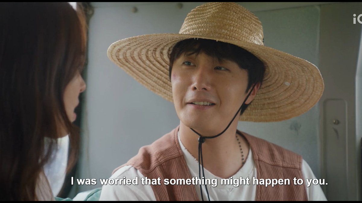 yulsera's tweet photo. his smile when sera admits to worrying about him 🥹

#GoodJobEp8 #GoodJob #KwonYuri #JungIlWoo https://t.co/x7jhOcHxH2