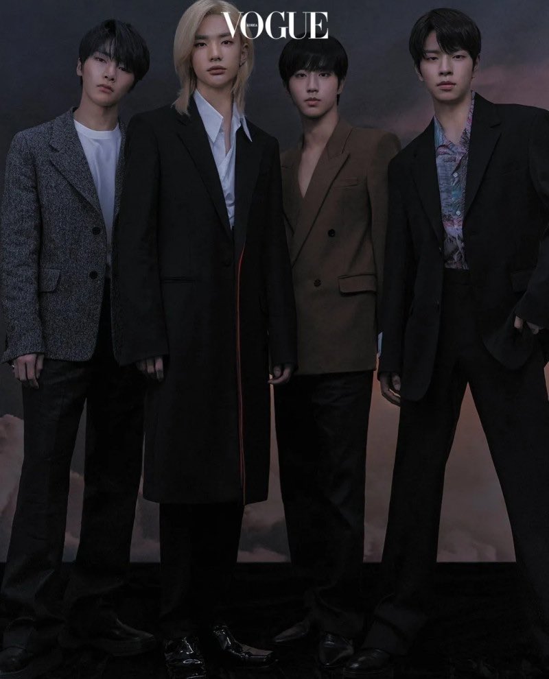 nghtdrm's tweet photo. 𖧷⌗𝗡𝗗𝗽𝗵𝘀𝗵 , , , ➥19/09/22 ベベ
﹀ ﹀ ﹀ ﹀ #STRAYKIDS for #Vogue ៹ !! 
mg: @wsjjjkk 
id: @FL1SNX @MINHOACAT @MIK7X @scbadbn @hanjisik @seunm1o @hw4ell @02I4am  
⊰  .  .  .  満月 — 𝗡𝗗 𝗘𝗻𝘁𝗲𝗿𝘁𝗮𝗶𝗻𝗺𝗲𝗻𝘁 !! https://t.co/eLwh4FRkjW