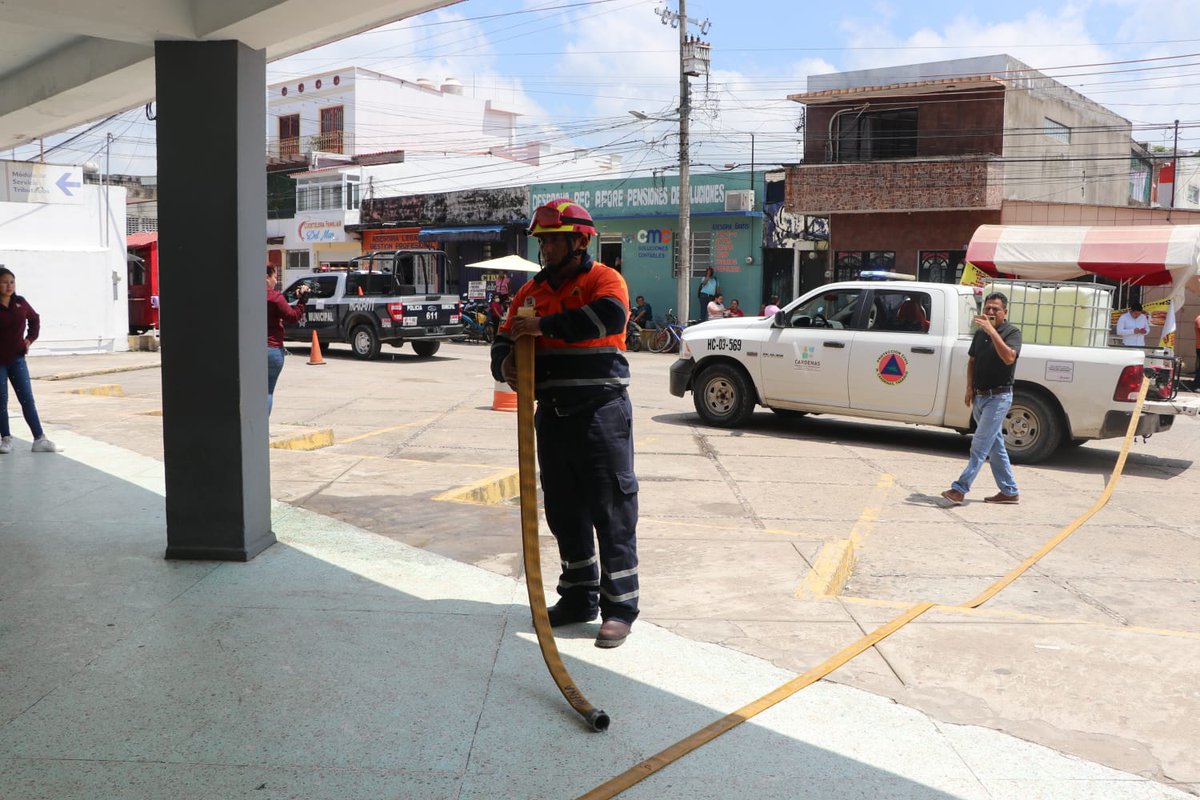 MayteZapata_'s tweet photo. En el marco del Día Nacional de Protección Civil, participamos en el #SimulacroNacional2022, con el objetivo fomentar la cultura de prevención porque es necesario que estemos preparados para saber cómo actuar ante situaciones de riesgo para reducir su impacto. https://t.co/1DjZiVkmCP