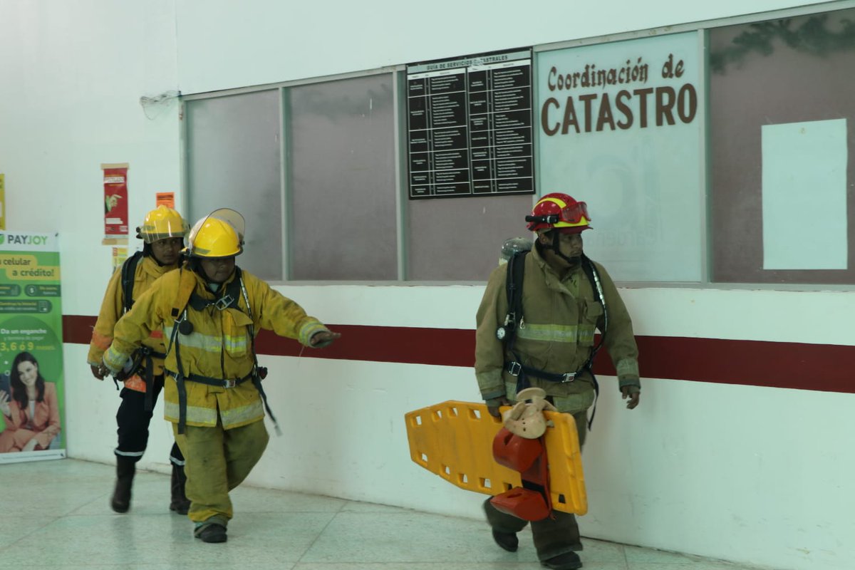 MayteZapata_'s tweet photo. Seguiremos haciendo todo a nuestro alcance, tanto en desastres naturales como afectaciones de derivadas de otro tipo de eventos, para brindar a la población atención inmediata. ¡La prevención es nuestra fortaleza! https://t.co/ONN83FFRsf