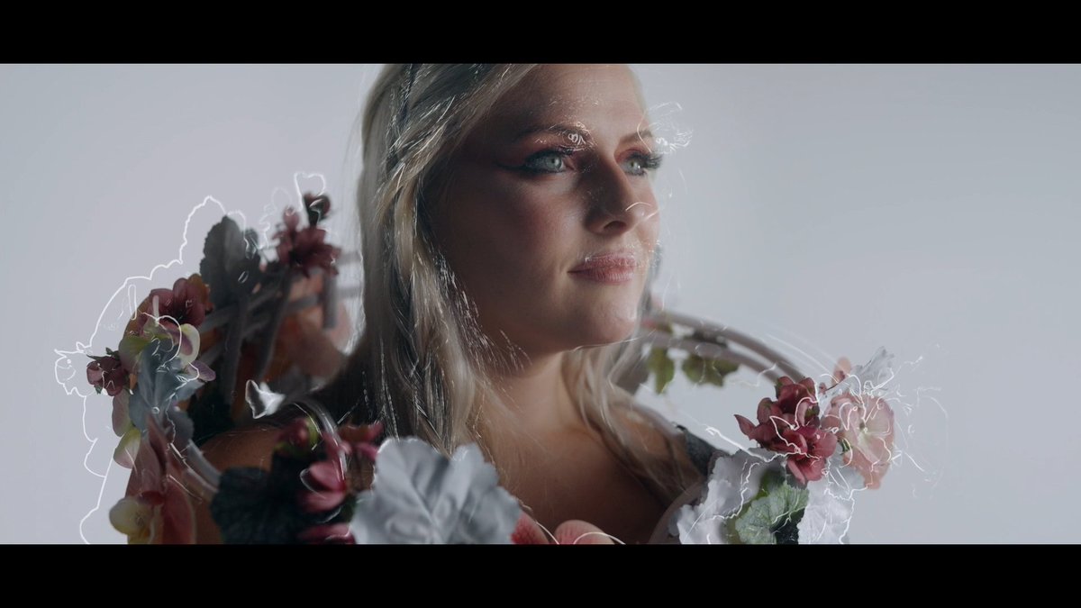 Emily_Merrell's tweet photo. Ope! One more screenshot tease before you get the REAL teaser!!! 😏 #comingtonight https://t.co/aU0DxZCdkH