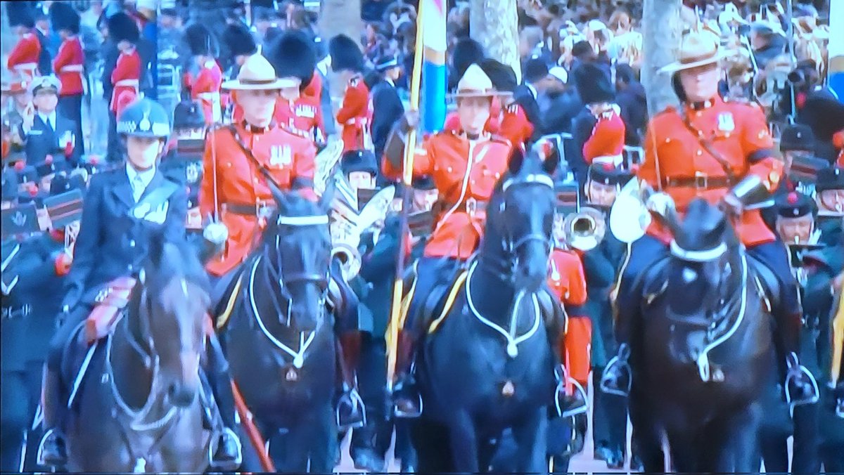 John_Yap's tweet photo. #RestInPeaceQueenElizabethII A historic, remarkable state funeral for the longest reining, most beloved British monarch and Queen of Canada. The Carolean Era begins #KingCharlesIII #LongLiveTheKing https://t.co/jMR1ThTsmq