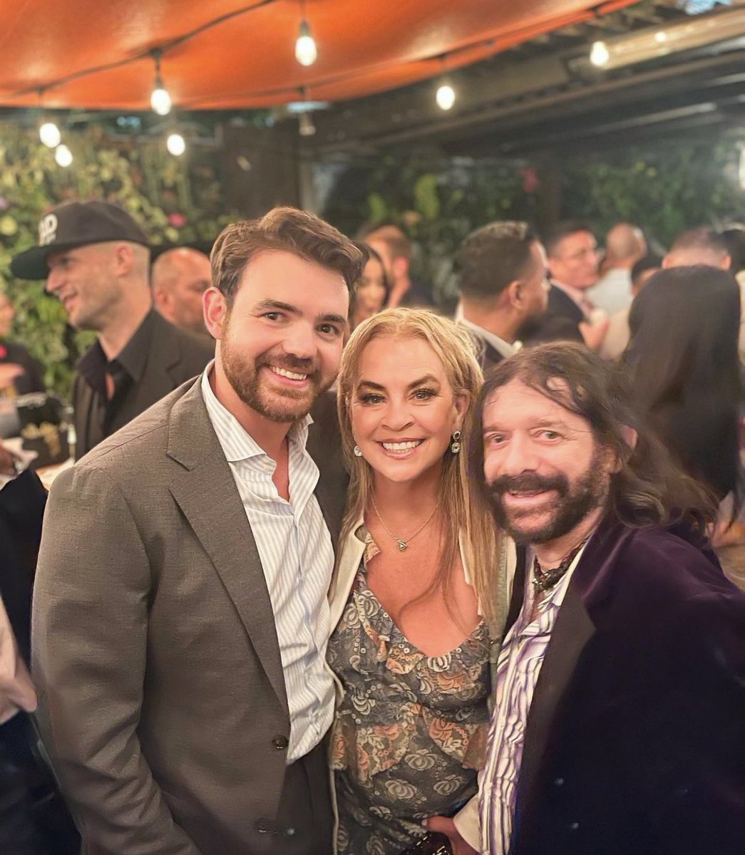 B. David Levine (@bdavidlevine) on Twitter photo Wonderful networking event at <a href="/SofitelLA/">Sofitel Los Angeles</a> with <a href="/ArutyunyanVic/">Vic Arutyunyan</a> and The Beverly Hills Insider.
Thanks so much for having us! <a href="/blaerealty/">Jenny Blae</a> Wonderful networking event at <a href="/SofitelLA/">Sofitel Los Angeles</a> with <a href="/ArutyunyanVic/">Vic Arutyunyan</a> and The Beverly Hills Insider.
Thanks so much for having us! <a href="/blaerealty/">Jenny Blae</a>