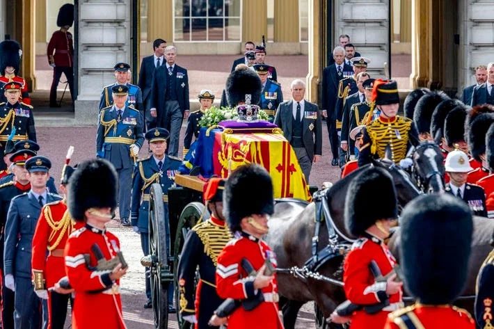 markTay97370455's tweet photo. Proud to be British. Only Britain can do it like this. What a very moving and emotional send off for our Queen. RIP ma’am. https://t.co/6KMqd3Ohmy