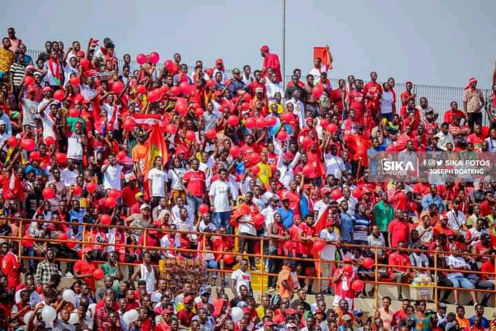 AKBN1935's tweet photo. Thank you 🙏🏾 our amazing fans for showing up in your numbers yesterday to support us. 
Unfortunately the results did not go as planned BUT we have only one ASANTE KOTOKO !!!

Kum Apem a Apem Beba 

Fabulous, we stick together 🙏🏾🔥🔥🔥 https://t.co/2ji5ilDcYN