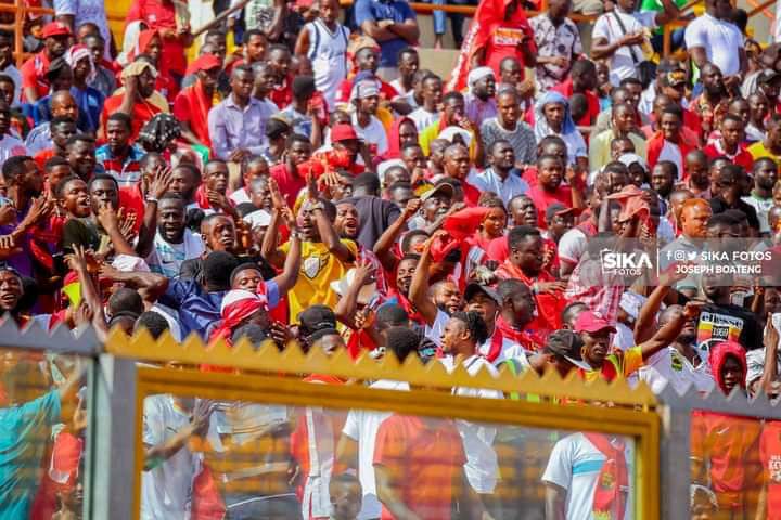 AKBN1935's tweet photo. Thank you 🙏🏾 our amazing fans for showing up in your numbers yesterday to support us. 
Unfortunately the results did not go as planned BUT we have only one ASANTE KOTOKO !!!

Kum Apem a Apem Beba 

Fabulous, we stick together 🙏🏾🔥🔥🔥 https://t.co/2ji5ilDcYN