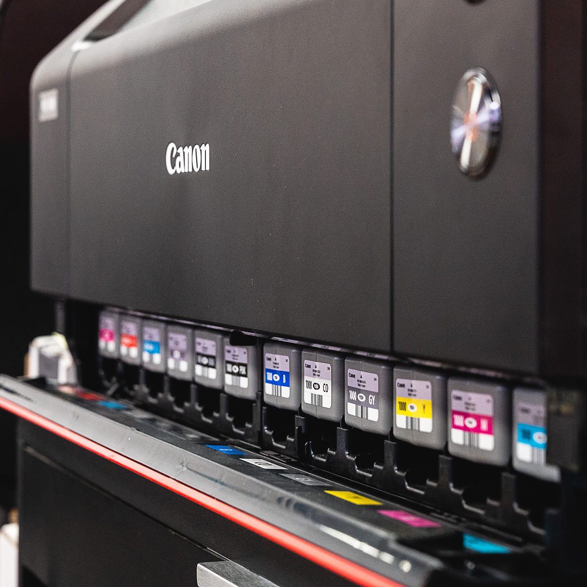 beauphotostore's tweet photo. Arguably one of the best printers that Canon has ever made, the Canon PRO-1000 is the perfect printer for any photographer’s studio. Available at a rebate price of $1399 until Oct. 6 or try it out in our self serve printing station! #digitalatbeau #pro1000 #canonpro1000 https://t.co/2GG3K8RUZ2