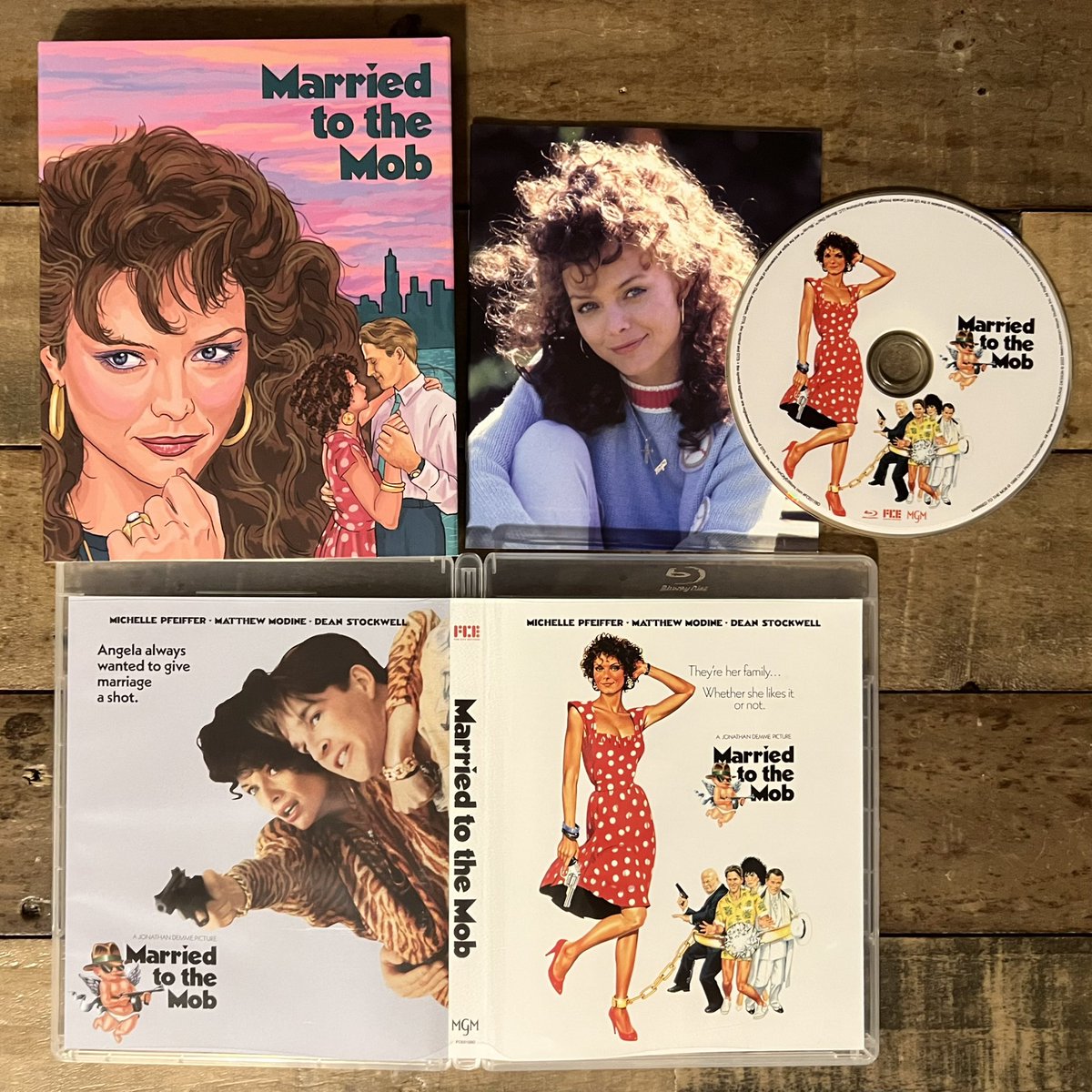 MatthewModine's tweet photo. RT by next #ModineMonday, September 26, for a chance to win this new MARRIED TO THE MOB Blu-ray from @FunCityEdition &amp; @VinegarSyndrome. Limited to only 2K copies (with less than 500 left), it features a new restoration and interview with yours truly. I will sign. Good luck! https://t.co/AG3SHcUdq2