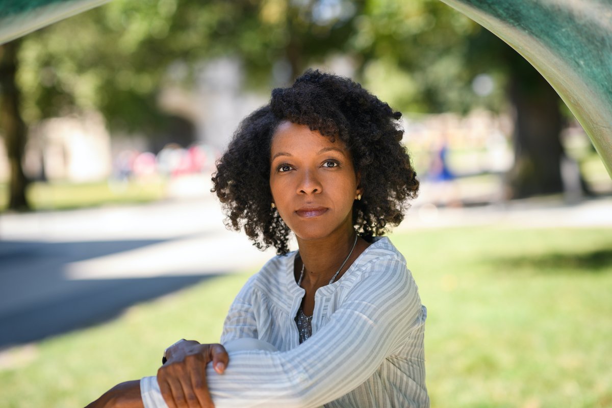 oxfordamerican's tweet photo. Congratulations to OA contributor @imaniperry! South to America: A Journey Below the Mason-Dixon to Understand the Soul of a Nation was selected for the 2022 National Book Awards Longlist for Nonfiction.
Read Perry’s piece from #Issue116: https://t.co/fYqMqQiD6s
📸 Sameer Khan https://t.co/7zmEliX0AD