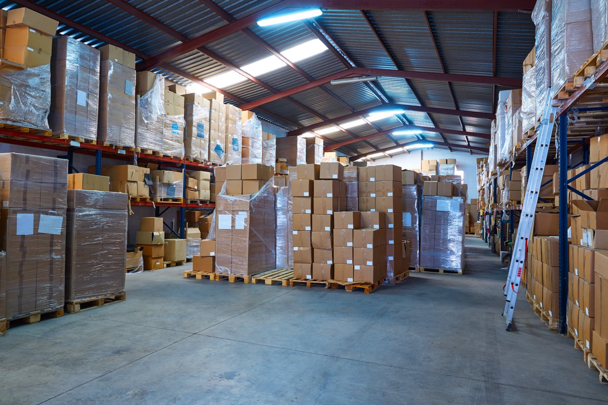 ranerologistic's tweet photo. AMAZON SUBE LOS SALARIOS Y MEJORA LAS CONDICIONES DE SUS TRABAJADORES DE CARA A LAS NAVIDADES.

https://t.co/cvVTpNP2bn https://t.co/cFkXCWfWtX
