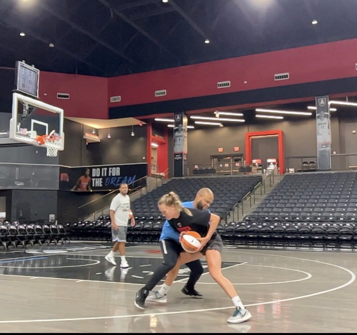 First year in the W was amazing as a Player Development Assistant. 1 All Star &amp; Rookie of the Year ⭐️ Run it back next year! #wnba #atlantadream #playerdevelopment