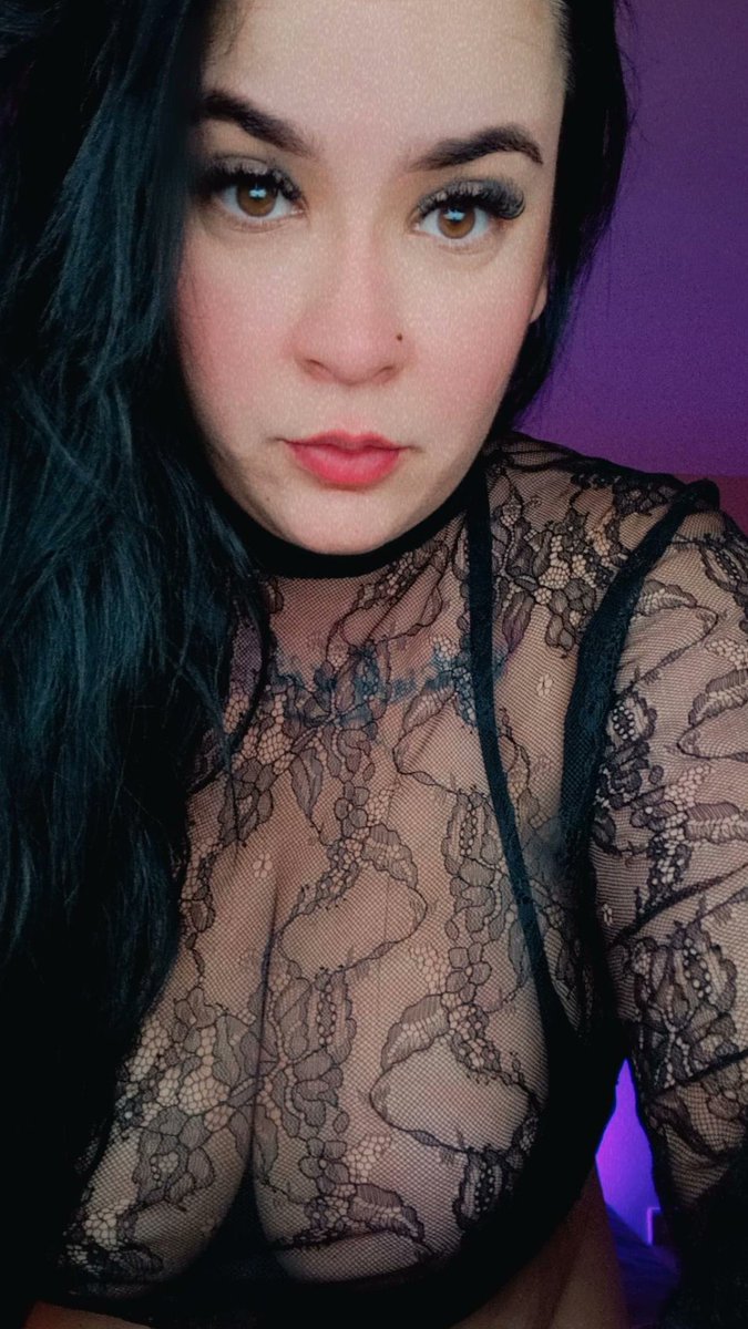 Inklovek's tweet photo. Buenas noches por aquí 😘 https://t.co/Tuk0lBBNAs