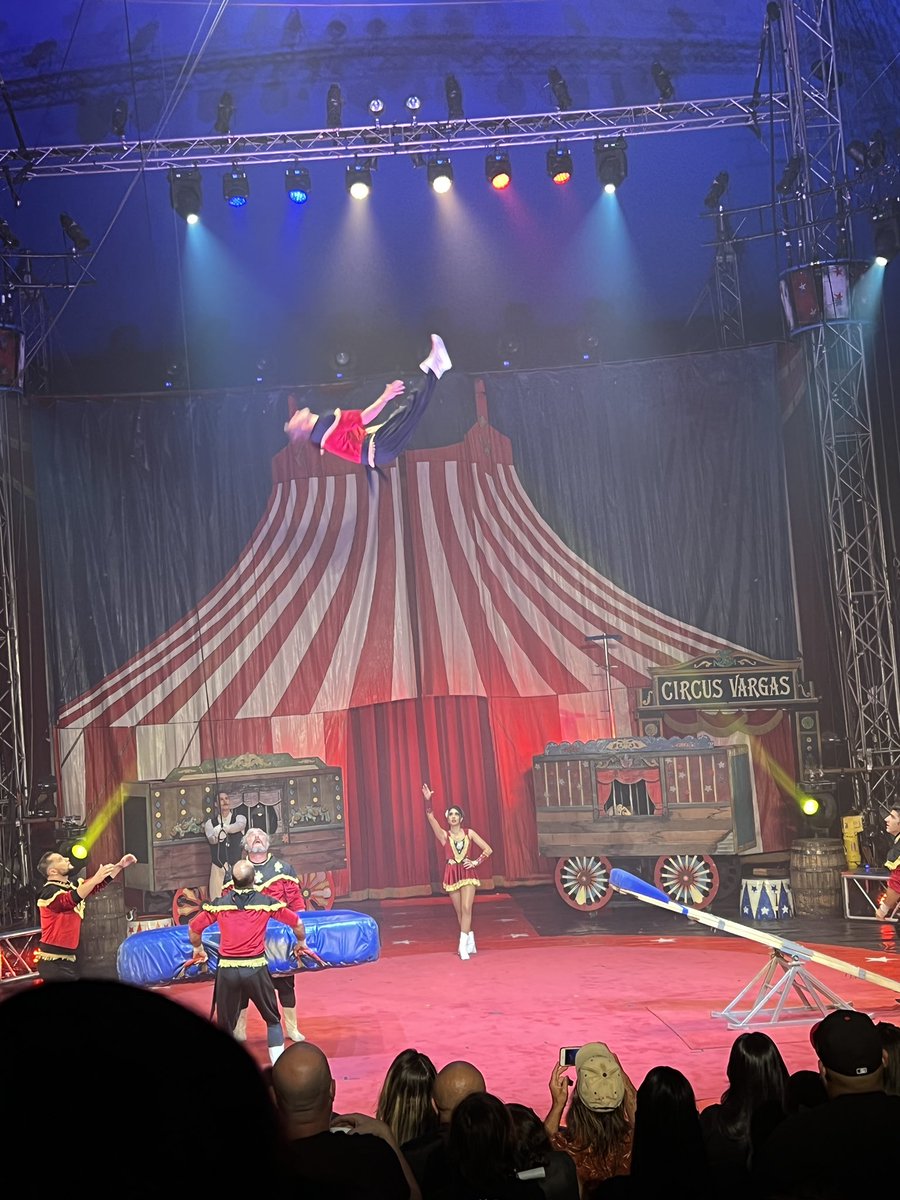 BobaMomAdv's tweet photo. We watched @CircusVargas’ new “The Circus Vargas Express” show with the family at the @WestfieldSA. The show was so fun and entertaining for the whole family. We loved it! Show continues till Sept 26th

Tix at https://t.co/QF0gyyW0DU

#circusvargas #circusact #bobamomadventures https://t.co/y3ntVvEjhp