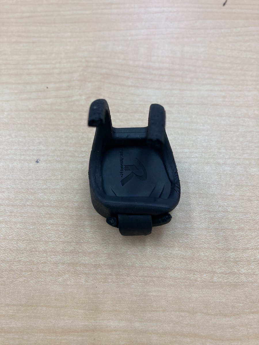 rx01cannonball's tweet photo. 自転車からカランと何か落ちる音
見るとレックマウン+のairtagホルダーが、、、
ゴム製とはいえちょい劣化早く無い？
購入して半年くらいで室内保管よ？
走行中でなくて良かった
#recmounts
#recmountplus
#レックマウントプラス
#airtag https://t.co/PIuyFT04GY
