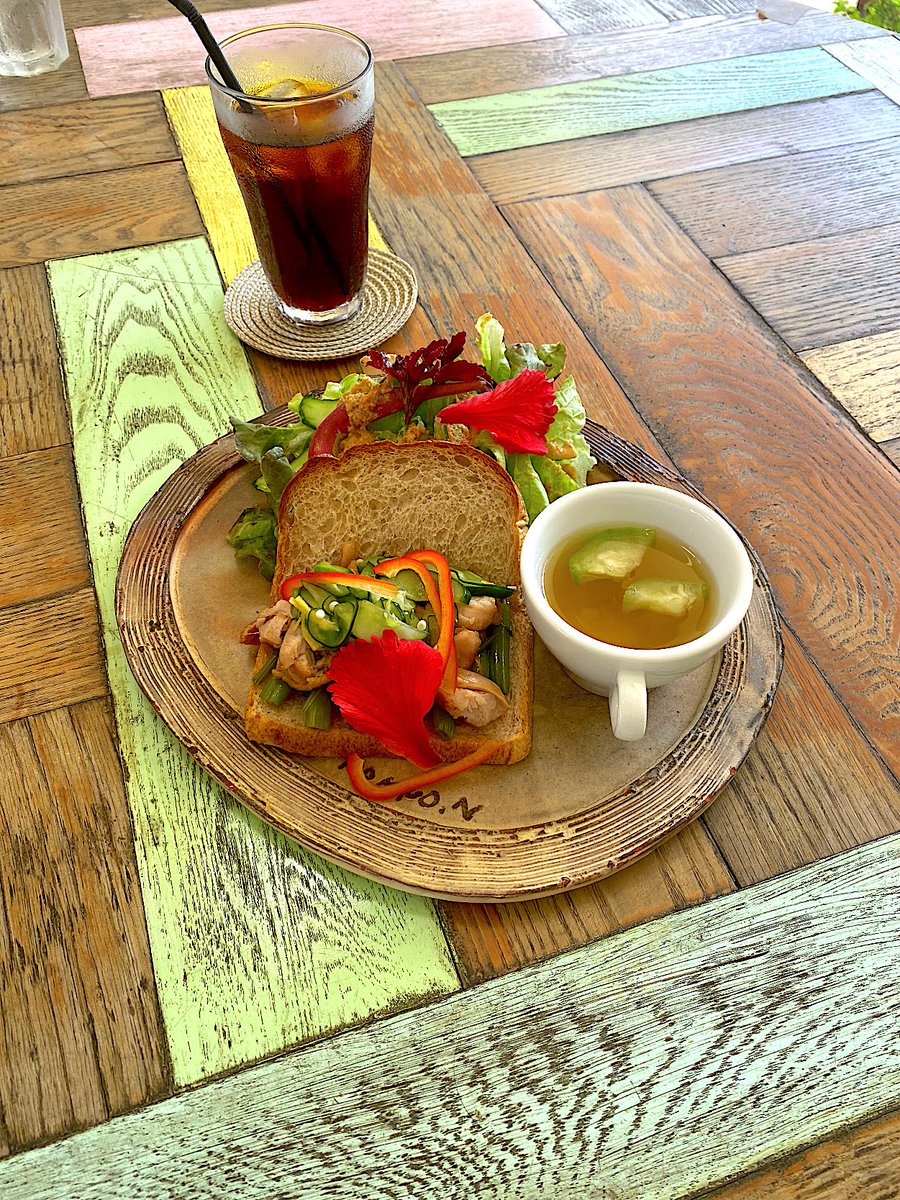 okinawahirohiro's tweet photo. 名護で朝食
朝は涼しくなってきたなぁ
#Cookhal https://t.co/WRVYPtD5pM